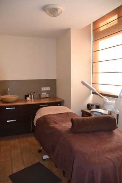 Institut de beauté Aline, Ã Aiguillon, en Lot-et-Garonne, près de Damazan, Port-Sainte-Marie, Tonneins, Marmande, Villeneuve-sur-Lot, Agen Institut de beauté Aline, Ã Aiguillon, en Lot-et-Garonne, près de Damazan, Port-Sainte-Marie, Tonneins, Marmande, Villeneuve-sur-Lot, Agen